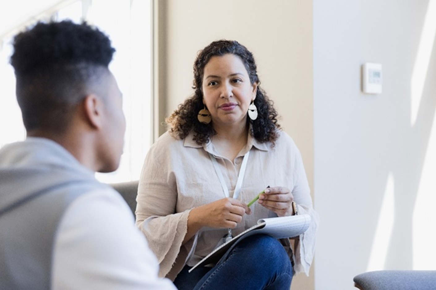 iu2-doctor-and-patient-conversation